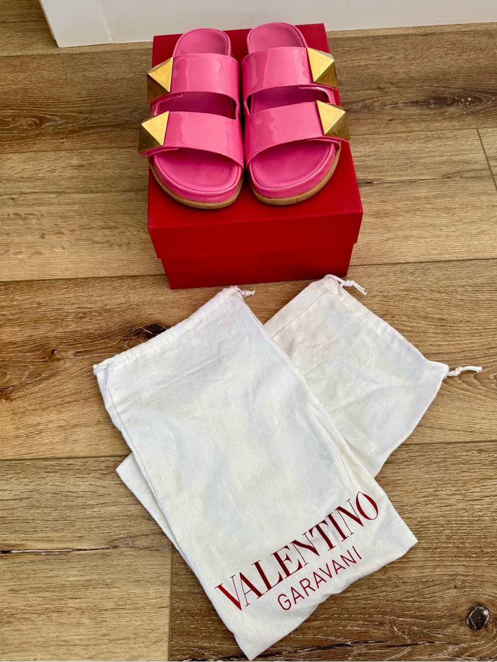 Valentino Garavani Pink Roman Stud Slide Sandals - Picture 4 of 4